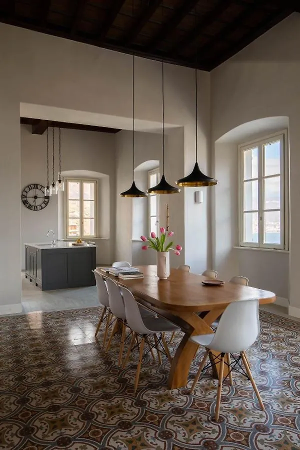 Ferienhaus Villa Perpenti - Pianello Del Lario By Lovecomo Italien